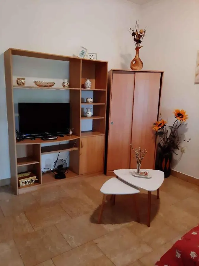 Apartments In Dramalj 43211