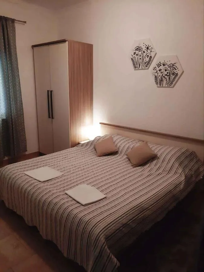 Apartments In Dramalj 43211