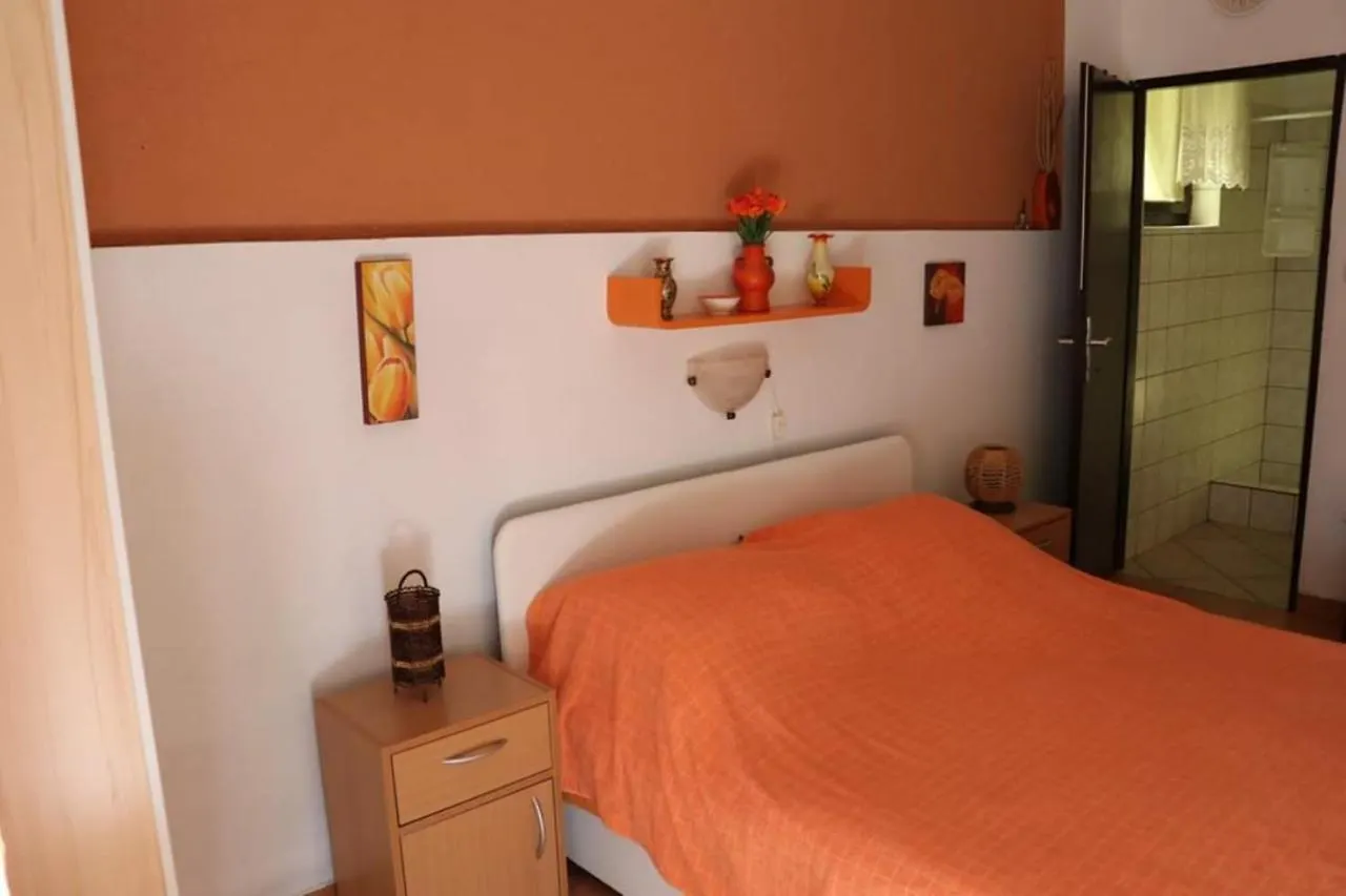 Apartments In Dramalj 43211