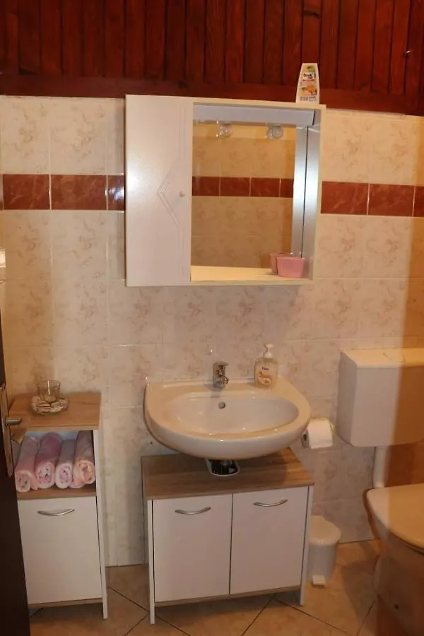 Apartments In Dramalj 43211