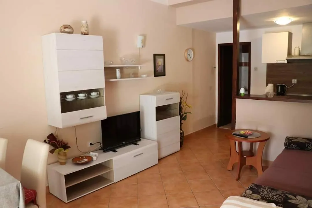 Apartments In Dramalj 43211 Croácia