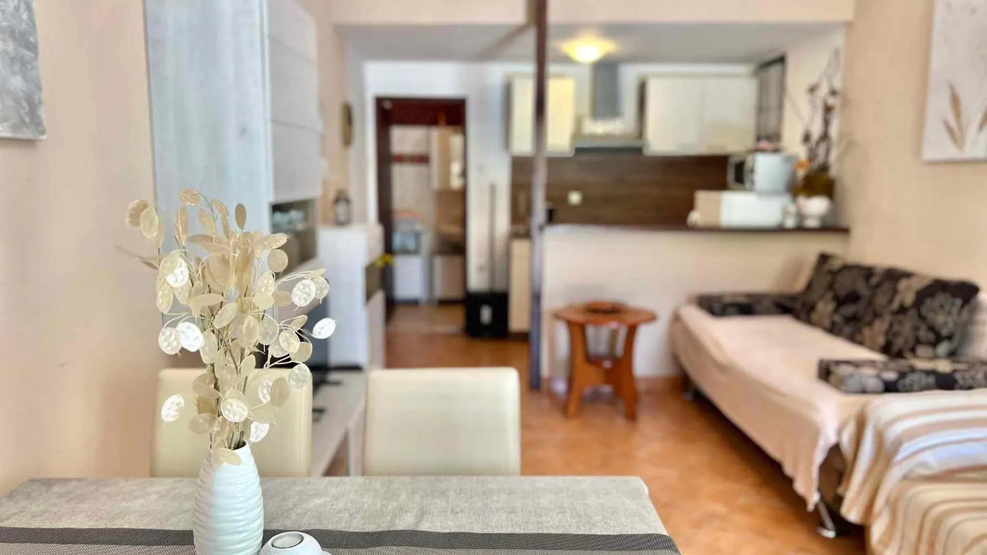 Apartments In Dramalj 43211
