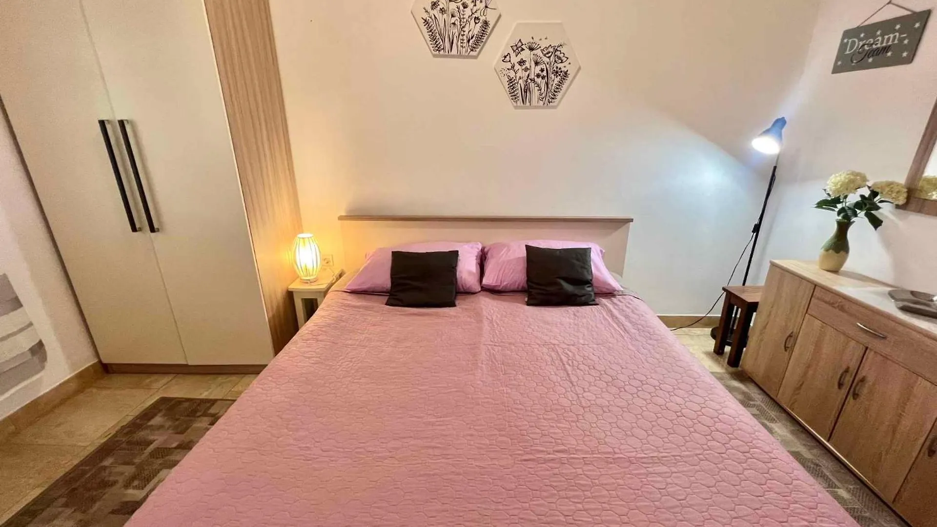 Apartments In Dramalj 43211 Хорватия