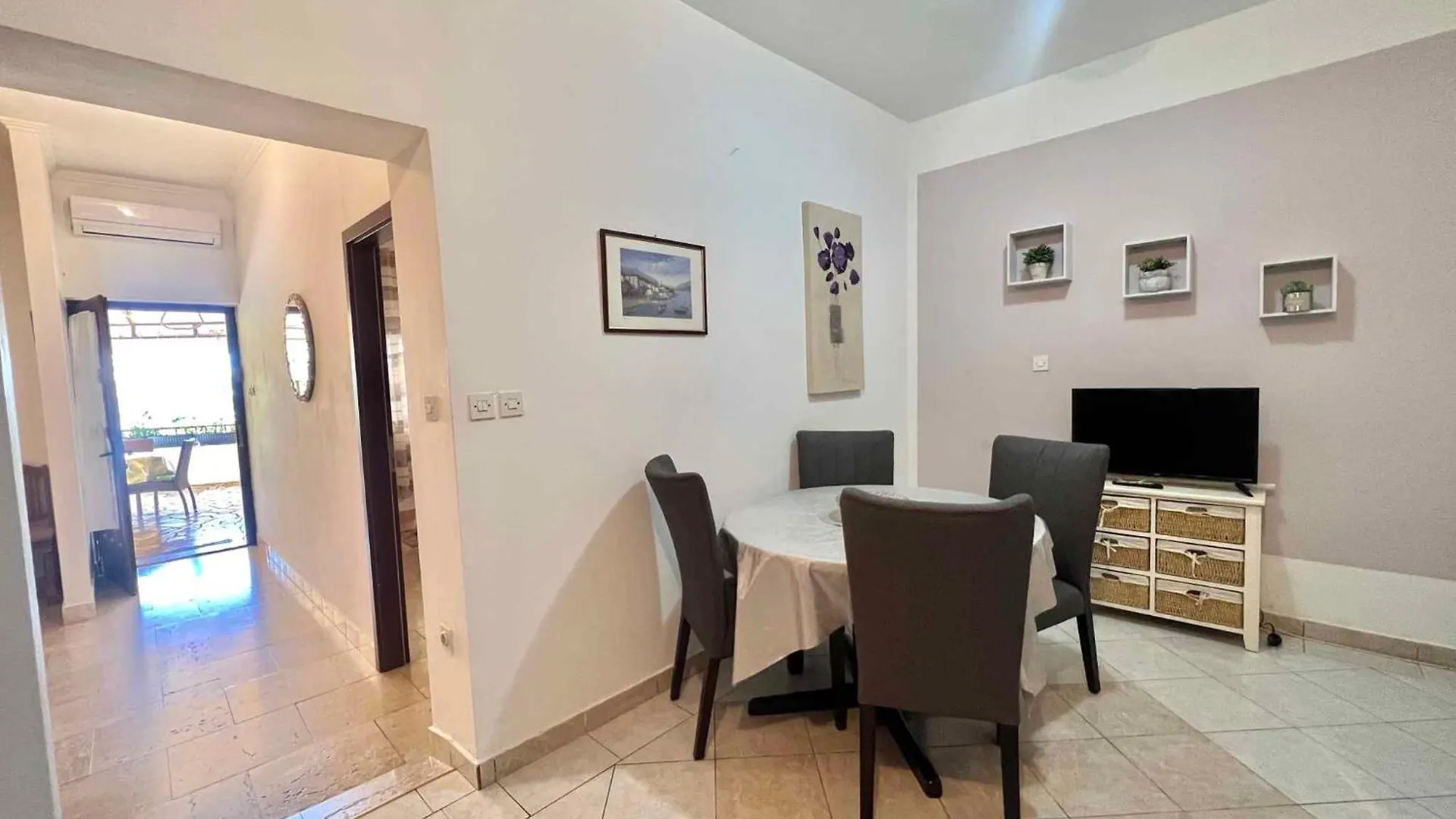 Apartments In Dramalj 43211