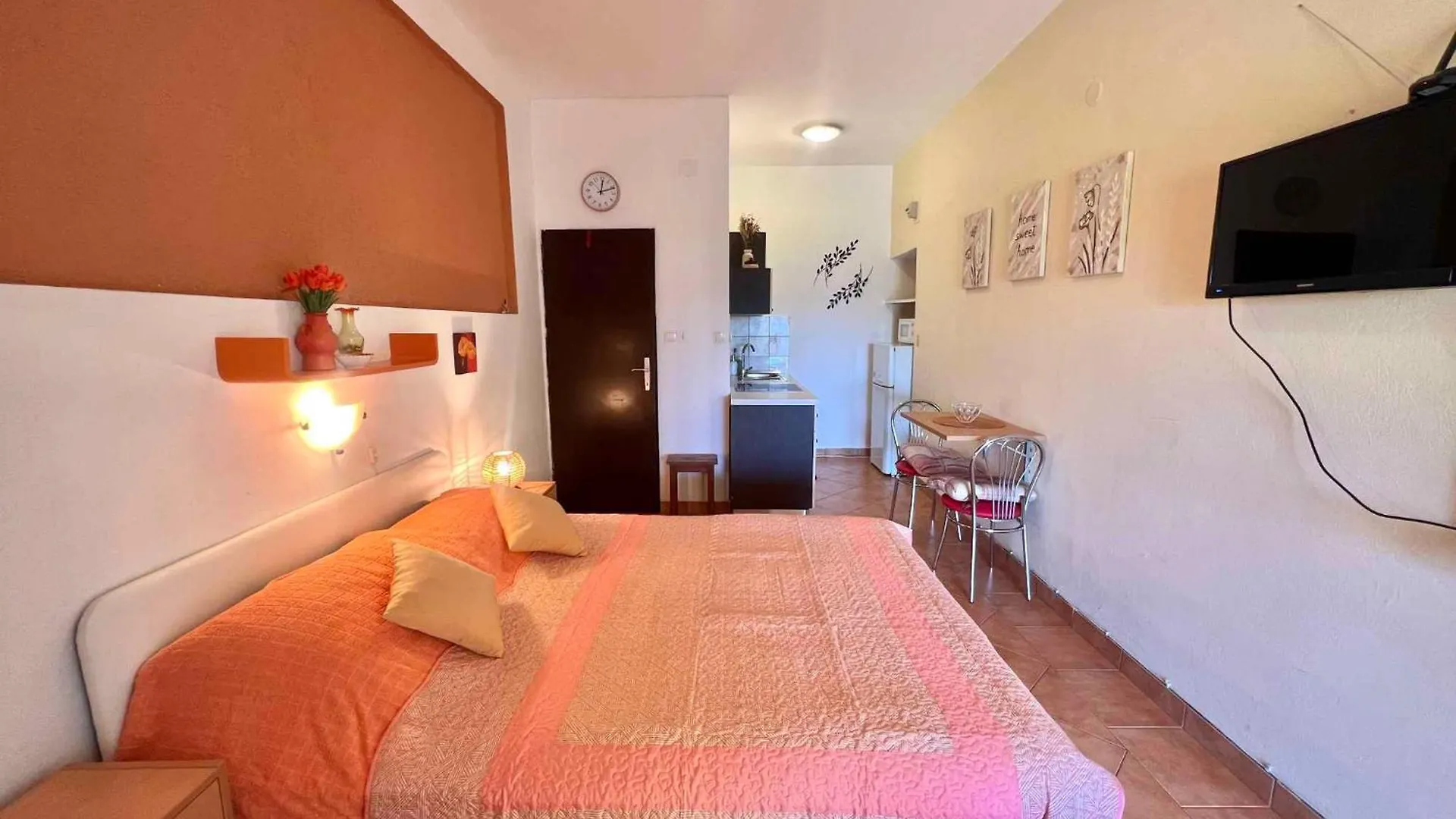 Apartments In Dramalj 43211
